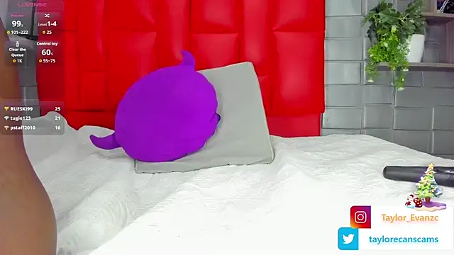 Taylorr evans online show from December 19, 2025, 2:46 pm