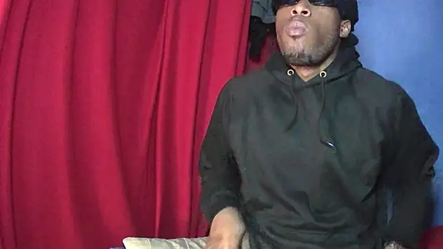 Snapshot of BossPlaya98 chatting on February 15, 2026, 3:47 am BossPlaya98 online show from February 15, 2026, 3:47 am