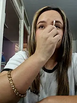 Snapshot of mandy-moore chatting on February 4, 2026, 7:09 pm mandy-moore online show from February 4, 2026, 7:09 pm