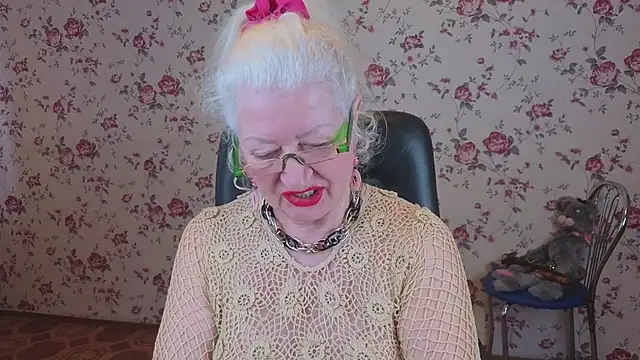 Maya Mayflower online show from April 9, 2026, 6:19 am