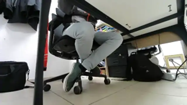 Snapshot of GM51-1988 chatting on February 17, 2026, 6:36 pm GM51-1988 online show from February 17, 2026, 6:36 pm