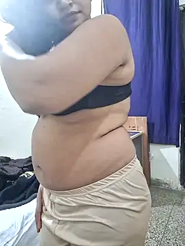 Snapshot of cute_nansi chatting on November 29, 2025, 6:33 pm cute nansi online show from November 29, 2025, 6:33 pm