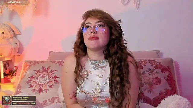 Snapshot of julieta_cooper20 chatting on September 23, 2025, 3:31 am julieta cooper20 online show from September 23, 2025, 3:31 am