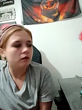 Dessydrips online show from September 10, 2025, 8:03 am