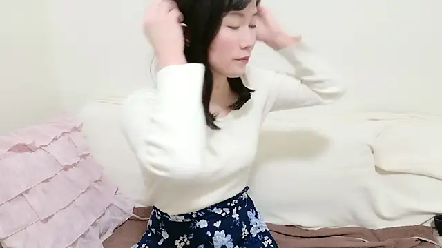 pppYukaqqq online show from February 10, 2026, 11:47 am