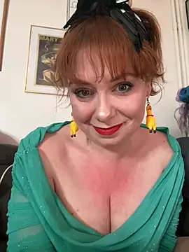 Snapshot of VeraaFlynn chatting on February 17, 2026, 8:55 am VeraaFlynn online show from February 17, 2026, 8:55 am