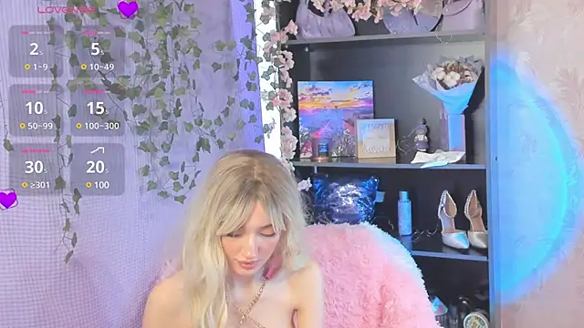 Snapshot of MelissaMillton chatting on March 12, 2025, 3:24 am MelissaMillton online show from March 12, 2025, 3:24 am