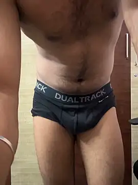 Snapshot of RightFielder chatting on February 28, 2026, 3:35 pm RightFielder online show from February 28, 2026, 3:35 pm