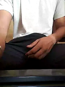 Snapshot of RightFielder chatting on March 6, 2026, 5:26 am RightFielder online show from March 6, 2026, 5:26 am