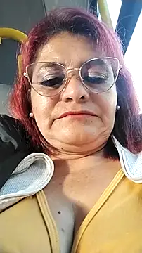 BiancaSteel online show from November 10, 2025, 9:25 pm