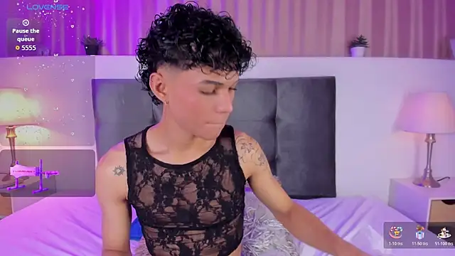 Kai riptide online show from October 17, 2025, 8:00 pm