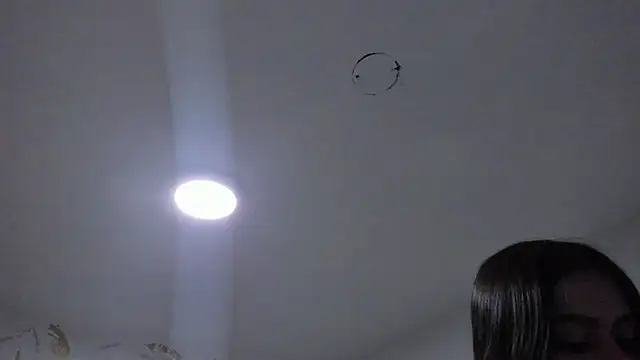 Snapshot of Cristal_Velle chatting on February 18, 2026, 12:34 pm Cristal Velle online show from February 18, 2026, 12:34 pm