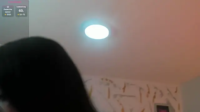 Snapshot of Cristal_Velle chatting on March 13, 2026, 12:45 pm Cristal Velle online show from March 13, 2026, 12:45 pm