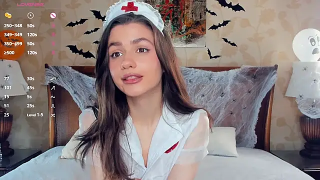 CathrynCovil online show from October 28, 2025, 8:40 am