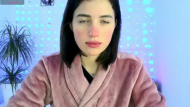 Snapshot of neferutt chatting on November 21, 2025, 1:10 pm neferutt online show from November 21, 2025, 1:10 pm