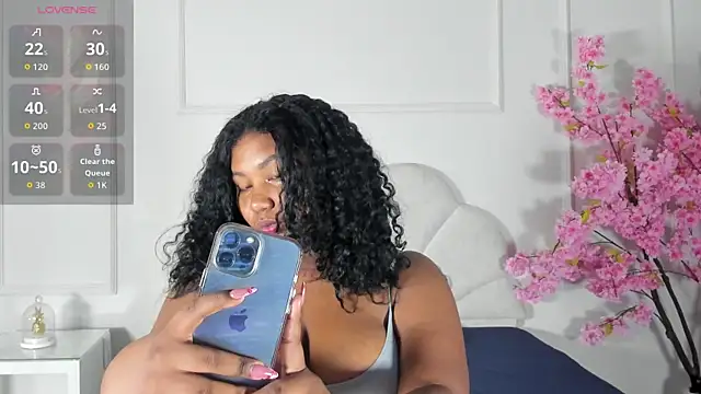 Candaceoweens online show from October 7, 2025, 3:47 am