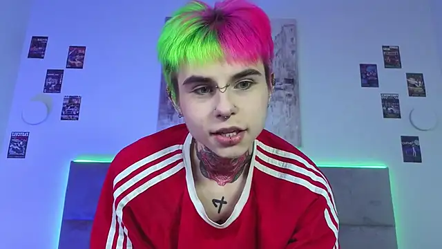 Alex Vallley online show from October 19, 2025, 10:54 pm