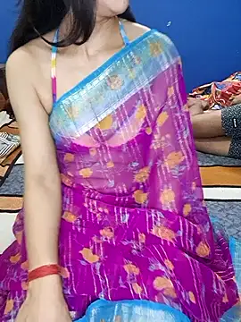 Cute-Zarina online show from November 4, 2025, 5:45 pm