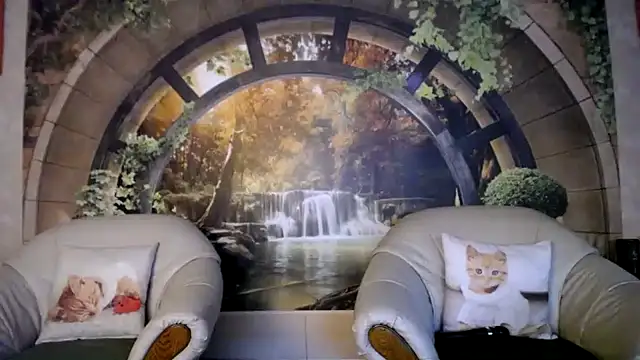 Snapshot of Kathylovexxx chatting on April 4, 2026, 4:44 am Kathylovexxx online show from April 4, 2026, 4:44 am