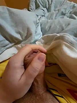 Snapshot of michall223 chatting on March 6, 2025, 9:36 am michall223 online show from March 6, 2025, 9:36 am