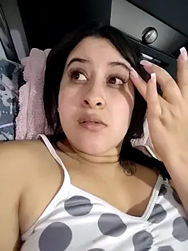 mialorents online show from November 18, 2025, 1:33 am