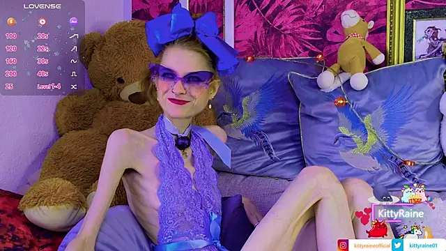 KittyRaine online show from July 9, 2026, 12:42 pm