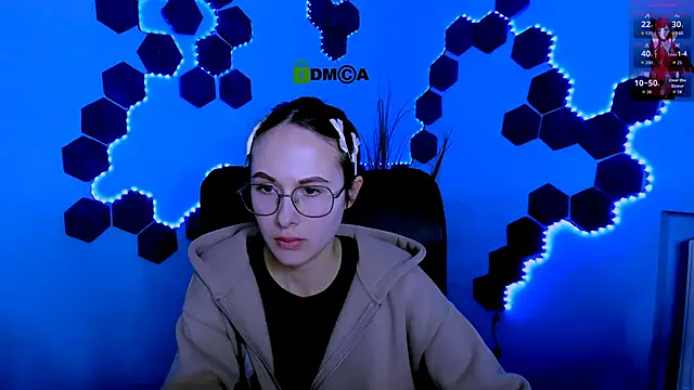 mona cloud online show from February 14, 2026, 9:00 pm