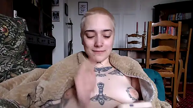 Snapshot of OllympeKaii chatting on March 13, 2025, 3:06 pm OllympeKaii online show from March 13, 2025, 3:06 pm
