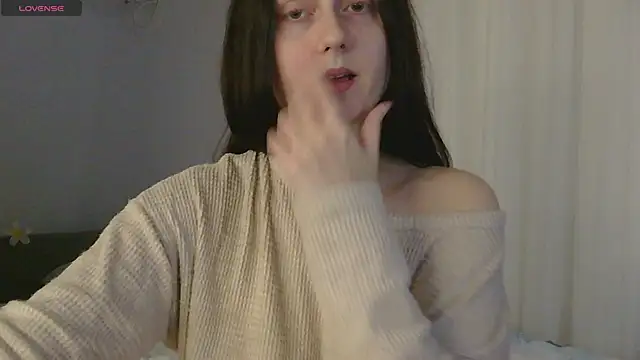 Snapshot of belle_ame chatting on November 10, 2025, 4:17 pm belle ame online show from November 10, 2025, 4:17 pm