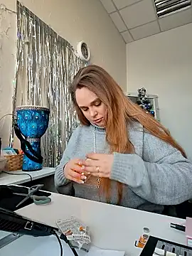 Snapshot of Juicy_PeachLux chatting on January 15, 2026, 7:35 am Juicy PeachLux online show from January 15, 2026, 7:35 am