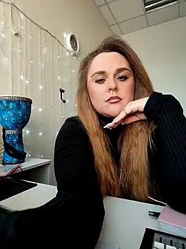 Snapshot of Juicy_PeachLux chatting on February 6, 2026, 7:34 am Juicy PeachLux online show from February 6, 2026, 7:34 am