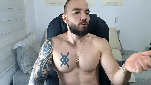 Snapshot of Isaac_Carter chatting on September 29, 2025, 11:04 am Isaac Carter online show from September 29, 2025, 11:04 am