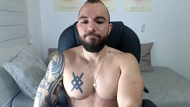 Snapshot of Isaac_Carter chatting on October 9, 2025, 11:08 am Isaac Carter online show from October 9, 2025, 11:08 am