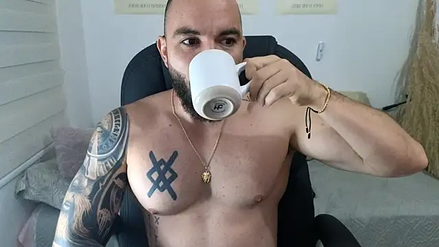 Snapshot of Isaac_Carter chatting on December 17, 2025, 11:16 am Isaac Carter online show from December 17, 2025, 11:16 am