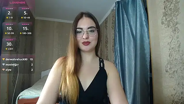 Leila Kissyu online show from December 18, 2025, 7:53 pm