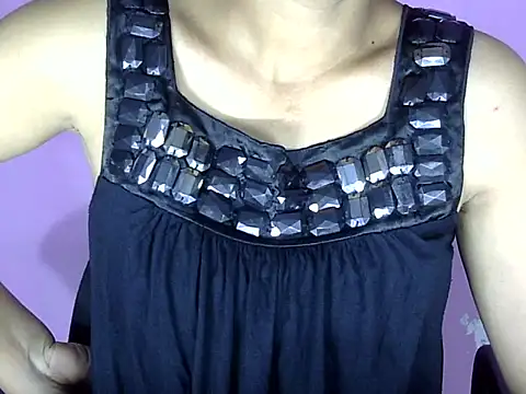 priya patel online show from November 21, 2025, 3:16 am