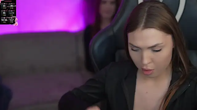 Snapshot of Billie054 chatting on October 21, 2025, 10:27 am Billie054 online show from October 21, 2025, 10:27 am