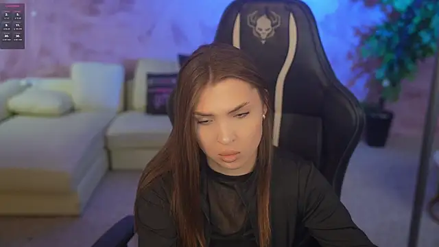 Snapshot of Billie054 chatting on November 13, 2025, 6:56 am Billie054 online show from November 13, 2025, 6:56 am