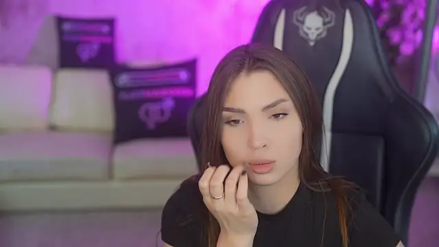 Snapshot of Billie054 chatting on December 2, 2025, 7:57 am Billie054 online show from December 2, 2025, 7:57 am