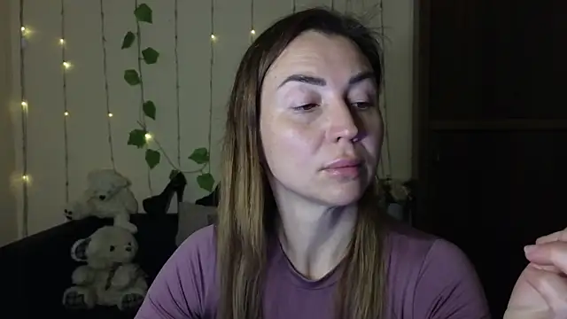 Snapshot of Kiss_julli88I chatting on March 13, 2025, 3:50 pm Kiss julli88I online show from March 13, 2025, 3:50 pm