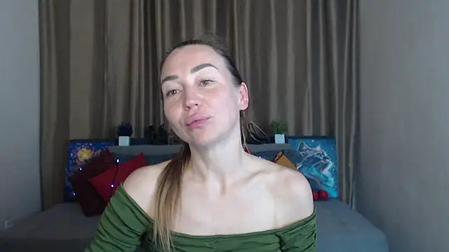 Snapshot of Kiss_julli88I chatting on March 19, 2025, 2:05 am Kiss julli88I online show from March 19, 2025, 2:05 am