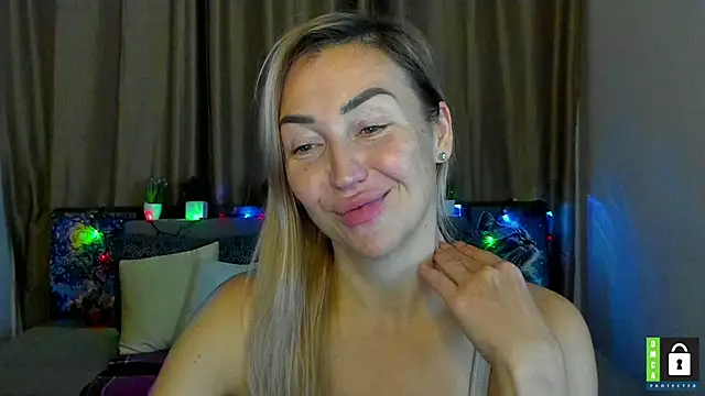 Snapshot of Kiss_julli88I chatting on December 5, 2025, 7:32 pm Kiss julli88I online show from December 5, 2025, 7:32 pm