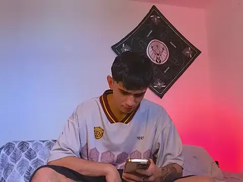 Snapshot of samevansx_ chatting on January 7, 2026, 3:58 pm samevansx online show from January 7, 2026, 3:58 pm