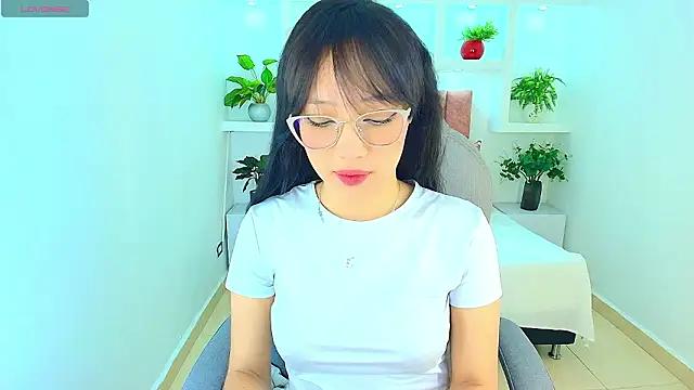 Snapshot of sharon_rosse__ chatting on February 16, 2026, 7:10 pm sharon rosse online show from February 16, 2026, 7:10 pm