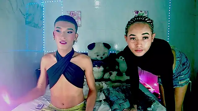 KimberlyXtreme online show from October 16, 2025, 9:27 pm