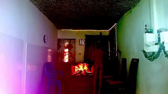 KimberlyXtreme online show from December 14, 2025, 6:23 pm