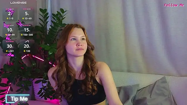 AmeliRoyse online show from November 21, 2025, 5:11 pm