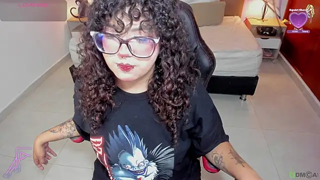 Snapshot of _Lilly_miller chatting on October 21, 2025, 8:31 pm Lilly miller online show from October 21, 2025, 8:31 pm