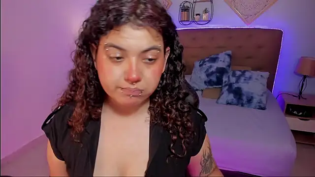 Snapshot of _Lilly_miller chatting on November 20, 2025, 6:51 pm Lilly miller online show from November 20, 2025, 6:51 pm