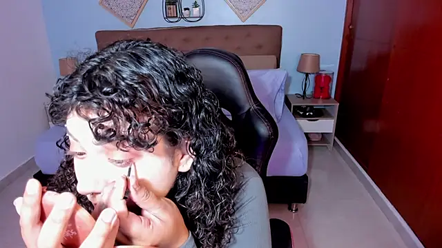 Snapshot of _Lilly_miller chatting on January 16, 2026, 8:02 pm Lilly miller online show from January 16, 2026, 8:02 pm